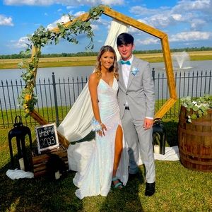 Women’s formal homecoming or prom dress size 0